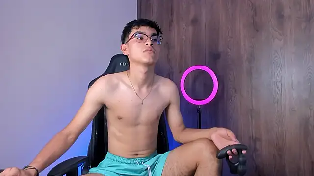 Muchachito18 online show from 02-06-26, 05:31