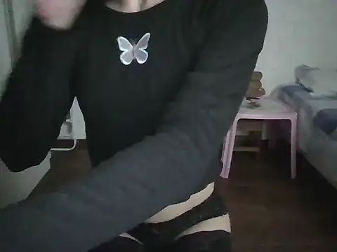 yvessblue online show from 10-15-25, 01:59