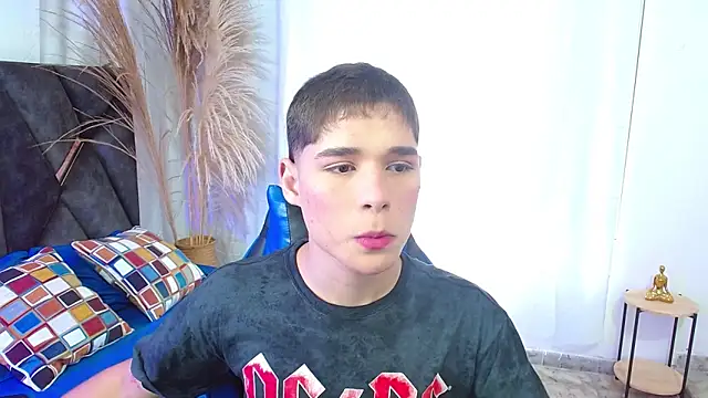 Mattass18 online show from 11-29-25, 01:22