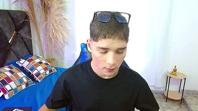 Mattass18 online show from 11-15-25, 01:59