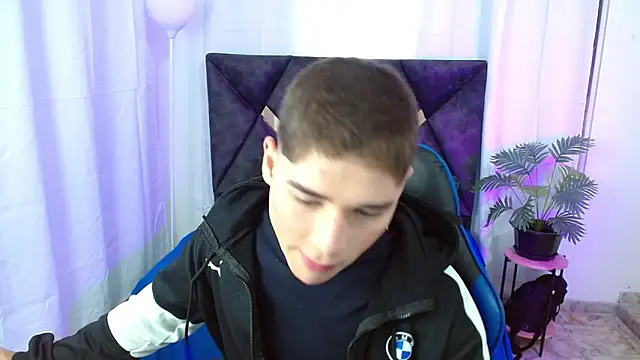 Mattass18 online show from 10-18-25, 01:35