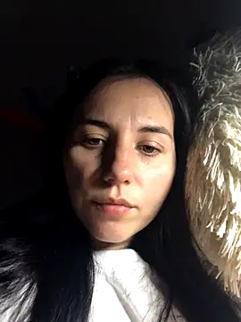 Snapshot of oliviya_mur chatting on 10-25-25, 07:03 oliviya mur online show from 10-25-25, 07:03