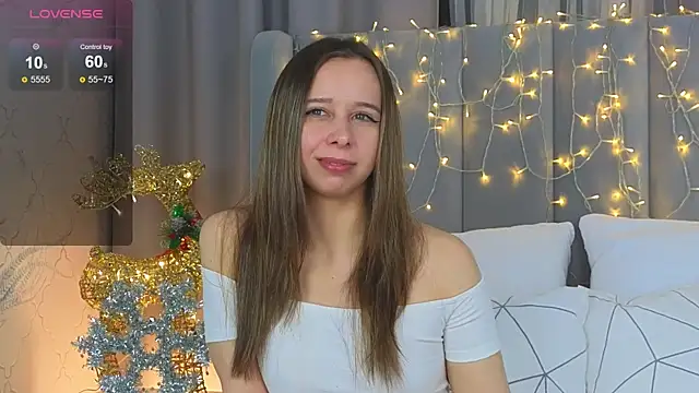 Snapshot of Ya_Siro chatting on 12-17-25, 04:34 Ya Siro online show from 12-17-25, 04:34