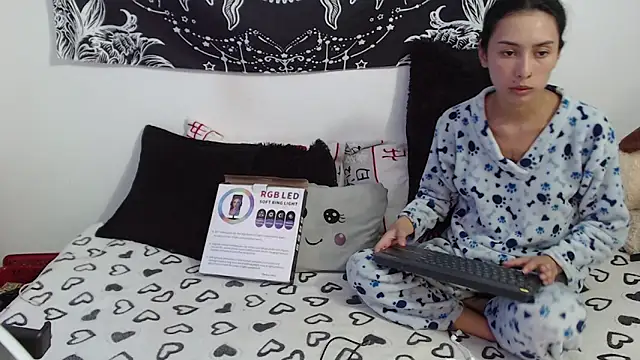 abby n emily online show from 02-10-26, 02:27