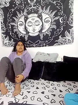 abby n emily online show from 10-28-25, 12:26