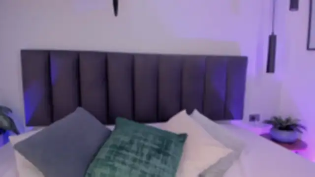 AilanaCortes online show from 04-10-26, 12:12