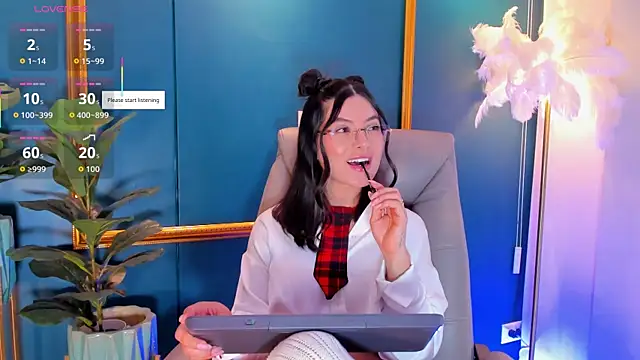 Rashel Frost  online show from 04-30-26, 06:37
