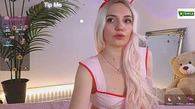 cute cake online show from 11-10-25, 09:42