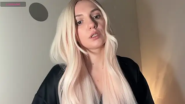 cute cake online show from 01-08-26, 03:18