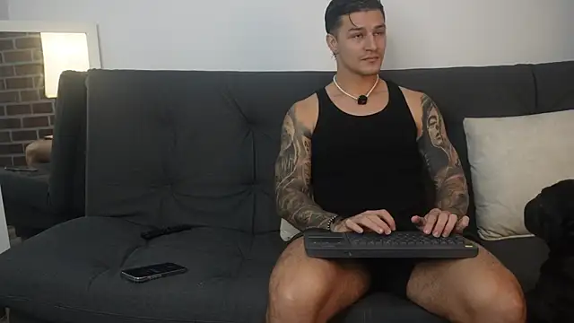 Dominick walker online show from 01-13-26, 03:49