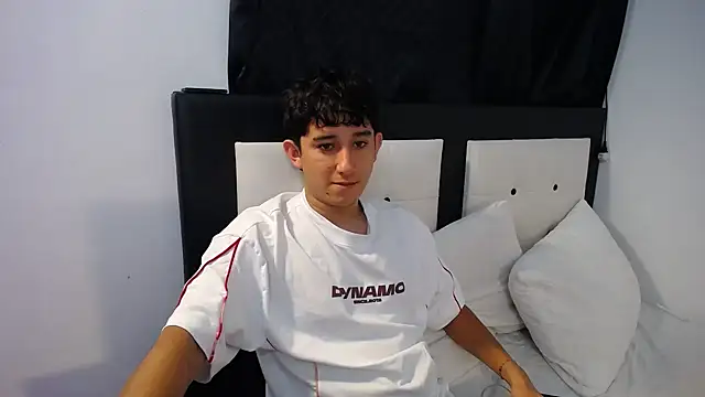 Dravith Valery online show from 02-16-26, 04:00