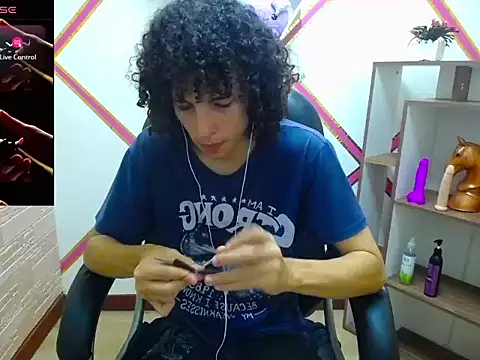 Mike Miiller  online show from 11-18-25, 04:10