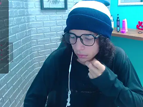 Mike Miiller  online show from 11-06-25, 05:28