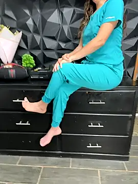 celia-hot online show from 10-19-25, 07:11