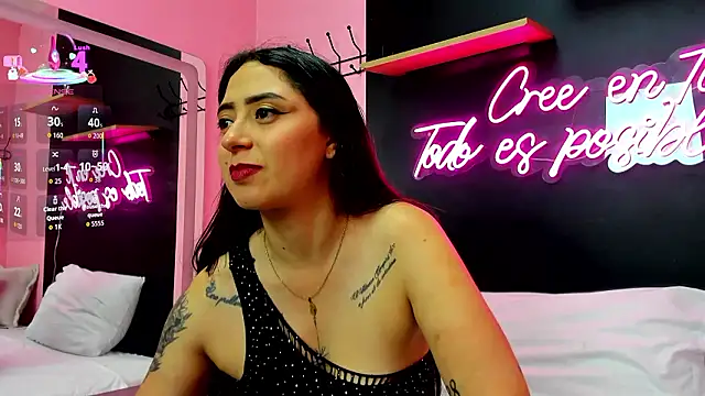 JuliethCruz  online show from 01-14-26, 08:45