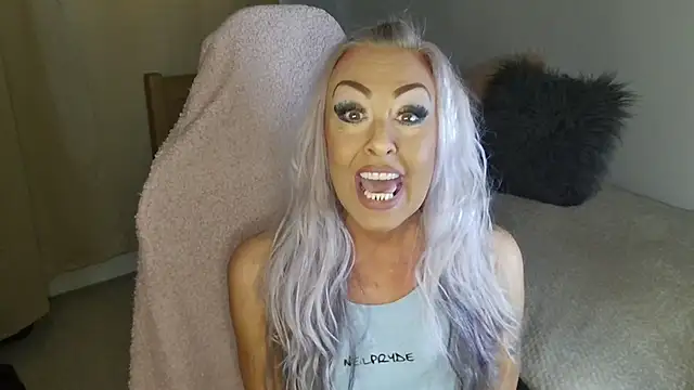 TheOGMiaMystique online show from 04-19-26, 02:29