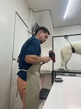 Leonardmoppet online show from 11-17-25, 09:41