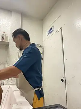 Leonardmoppet online show from 11-05-25, 07:17