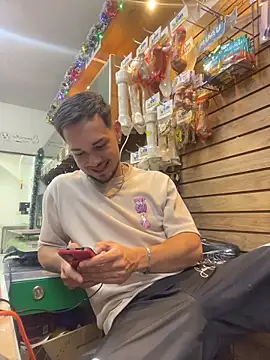 Leonardmoppet online show from 11-28-25, 10:32