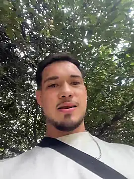 Leonardmoppet online show from 11-18-25, 07:50