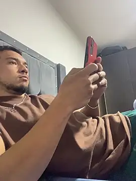 Leonardmoppet online show from 11-01-25, 05:14