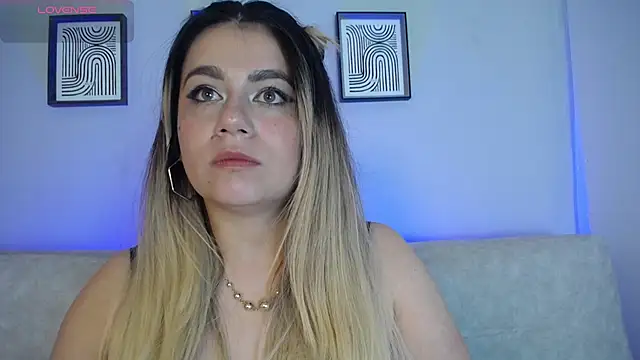 Sweet Bella Valery online show from 03-07-26, 11:21