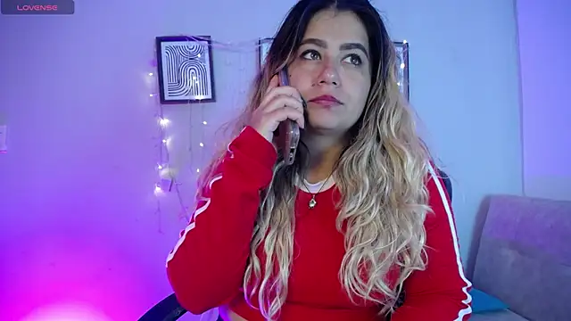 Sweet Bella Valery online show from 03-31-26, 12:51