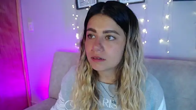 Sweet Bella Valery online show from 04-10-26, 09:55