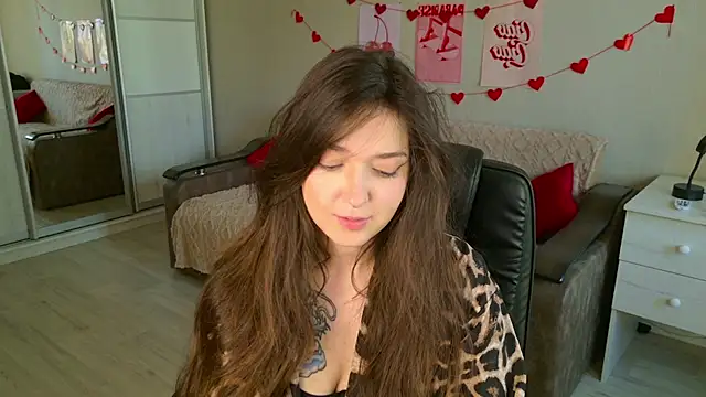 BellaSink online show from 10-23-25, 05:39