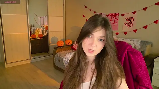 BellaSink online show from 11-05-25, 05:32