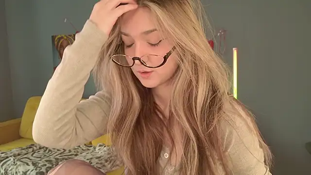 BellaSink online show from 02-19-26, 05:37