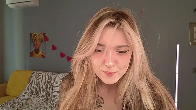 BellaSink online show from 03-12-26, 05:34