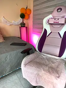 Meggie  online show from 11-04-25, 11:41