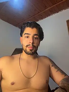 maximo black  online show from 11-12-25, 07:51