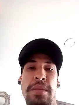 MaxHuston online show from 02-13-26, 05:24