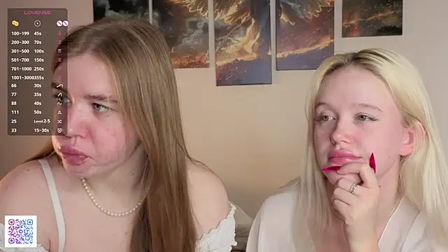 Snapshot of NecoleRemondini chatting on 11-02-25, 04:39 NecoleRemondini online show from 11-02-25, 04:39