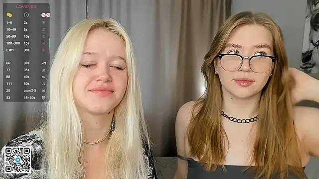 Snapshot of NecoleRemondini chatting on 10-16-25, 04:43 NecoleRemondini online show from 10-16-25, 04:43