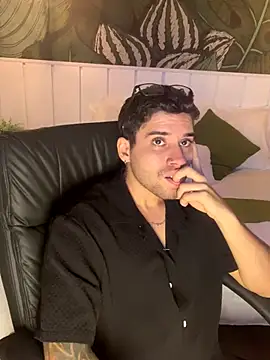 Mike montoya01 online show from 10-24-25, 01:48