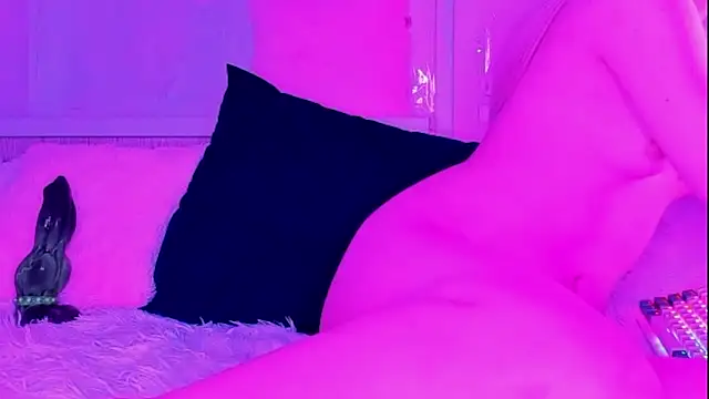 SweetSadness online show from 12-05-25, 04:05