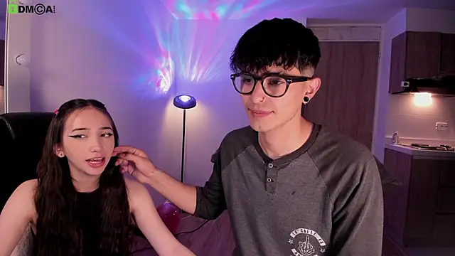 Mikeyvioleta  online show from 03-09-26, 11:14