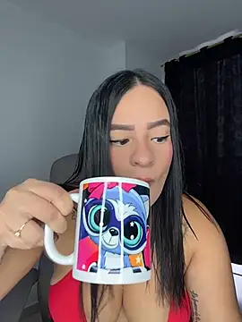 Emily Kurth23 online show from 11-28-25, 10:21