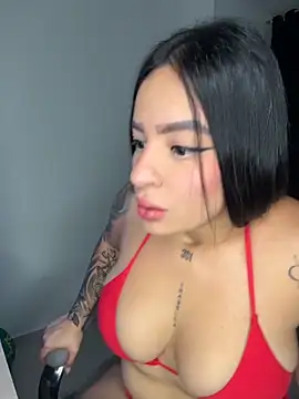 Emily Kurth23 online show from 12-20-25, 12:46