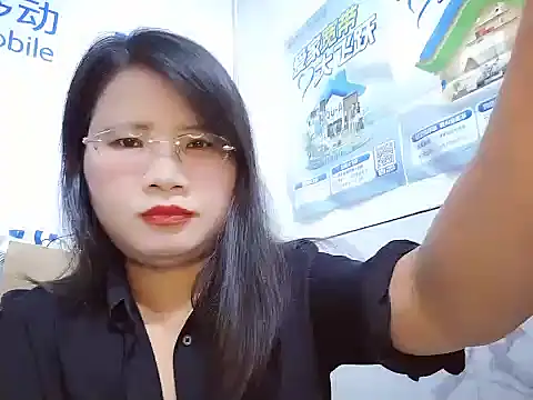 Snapshot of Rose-128 chatting on 10-21-25, 01:49 Rose-128 online show from 10-21-25, 01:49