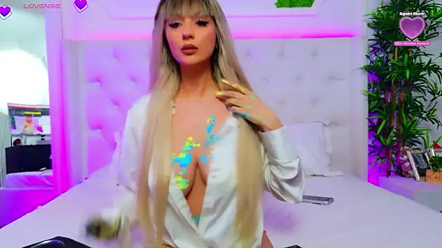 Snapshot of AriannaSins chatting on 02-05-26, 03:08 AriannaSins online show from 02-05-26, 03:08