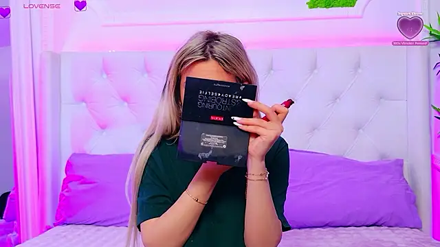 AriannaSins online show from 03-12-26, 01:04