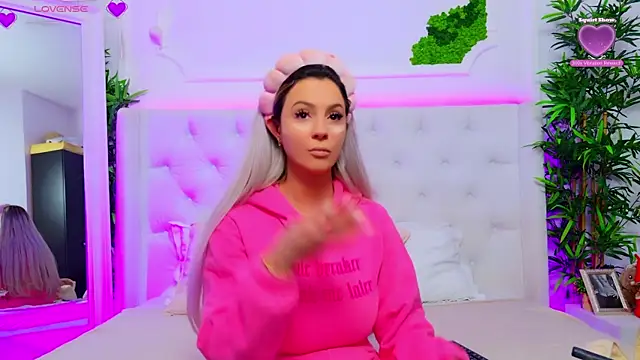 AriannaSins online show from 01-09-26, 01:18