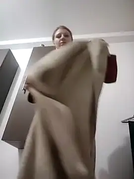 SandyCassie online show from 04-01-26, 06:49