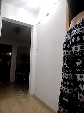 SandyCassie online show from 12-18-25, 07:02