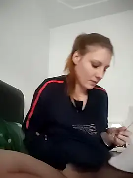 SandyCassie online show from 02-08-26, 09:51