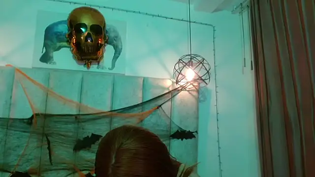 antonella rosecs online show from 11-02-25, 04:39